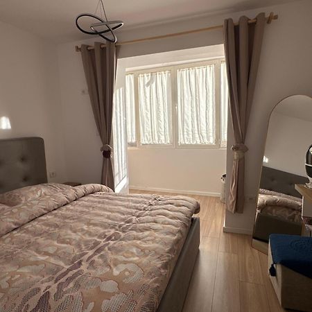 Tirana Apartment Center Jon Exteriör bild