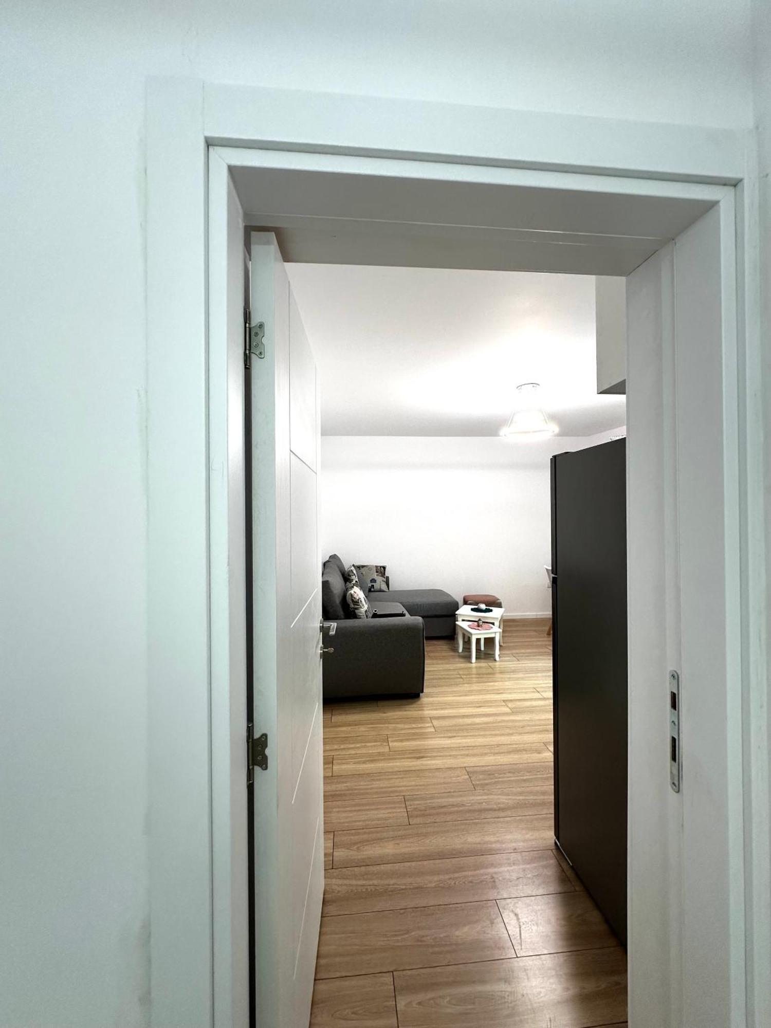 Tirana Apartment Center Jon Exteriör bild