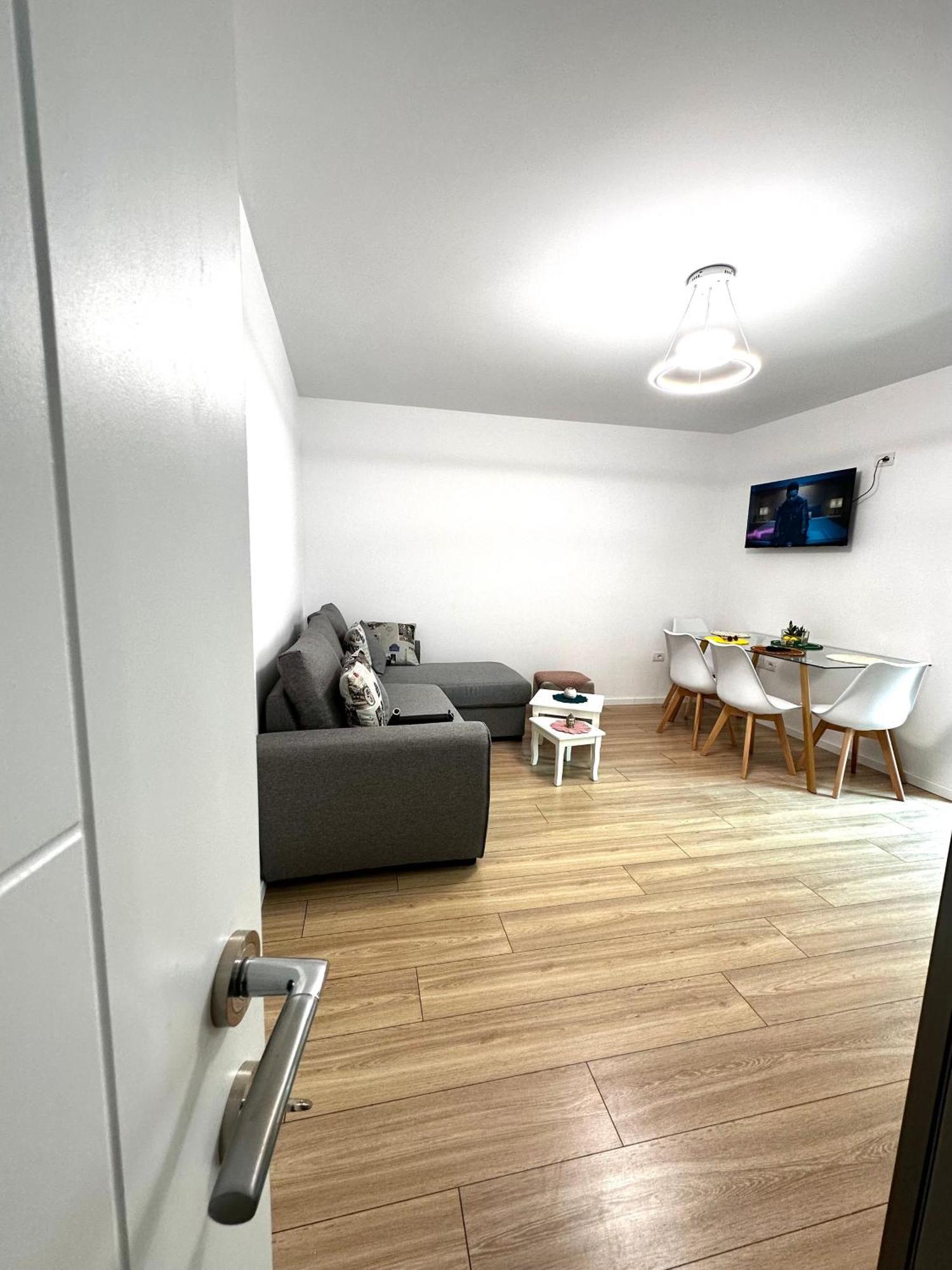 Tirana Apartment Center Jon Exteriör bild