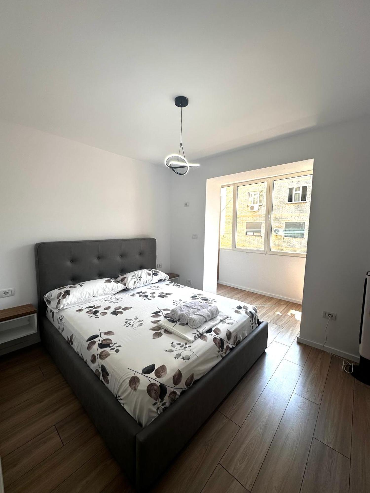 Tirana Apartment Center Jon Exteriör bild