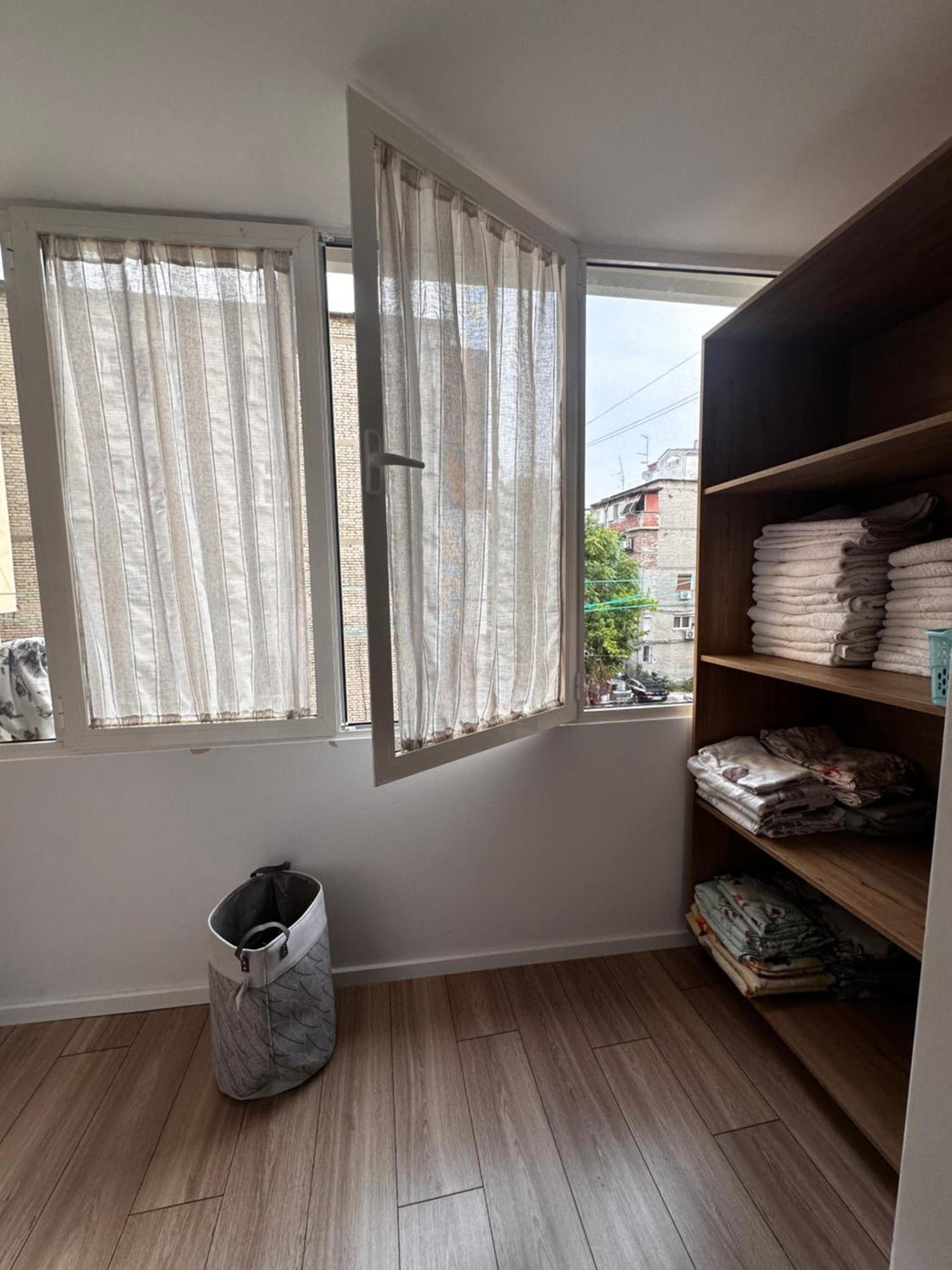 Tirana Apartment Center Jon Exteriör bild
