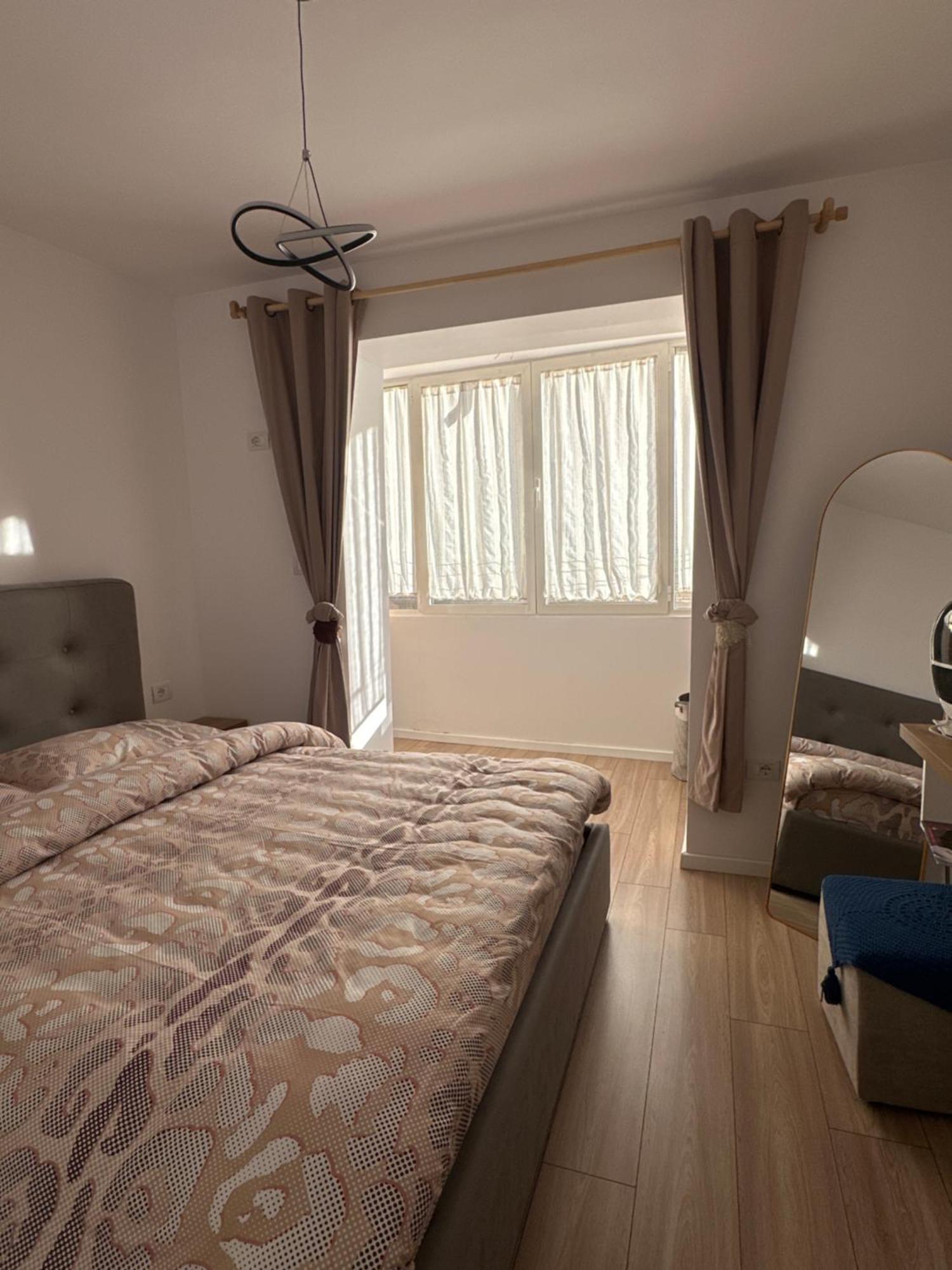 Tirana Apartment Center Jon Exteriör bild